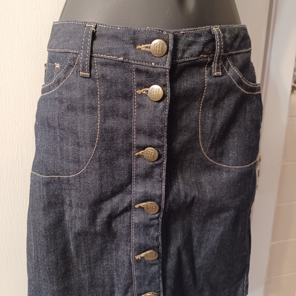 Tommy Hilfiger Dark Wash Denim Brass Logo Button Skirt - Picture 3 of 8